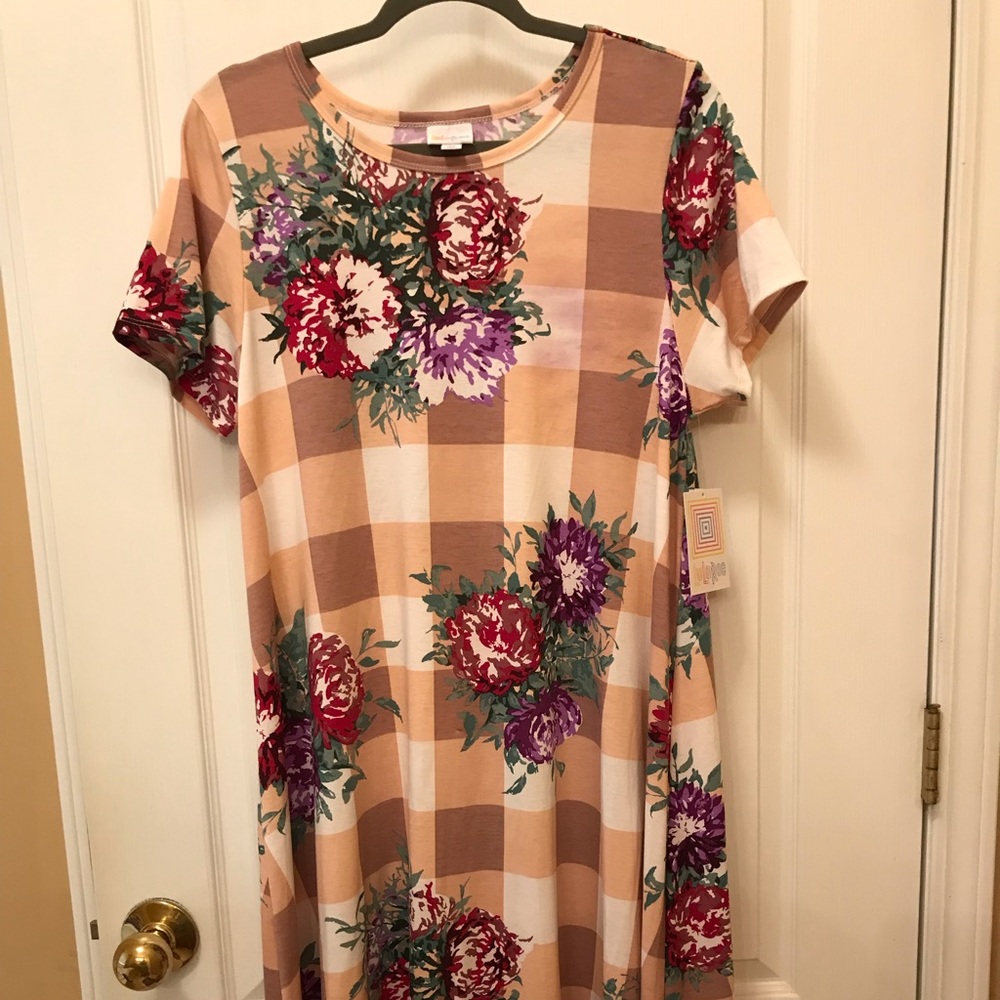 Lularoe Carly